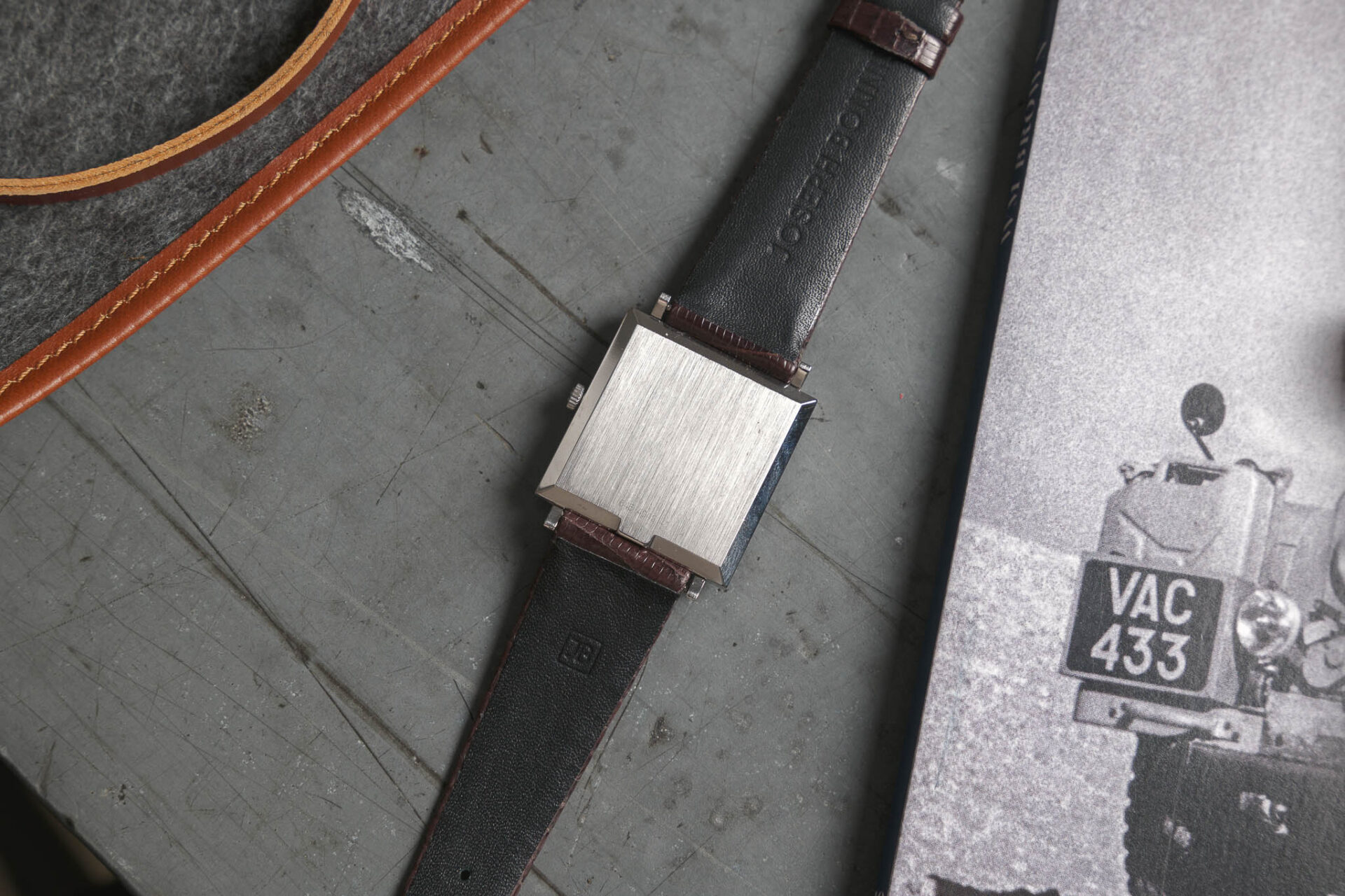 Eterna-Matic 3003 - Sélection de montres vintage et de collection JOSEPH BONNIE de janvier 2024