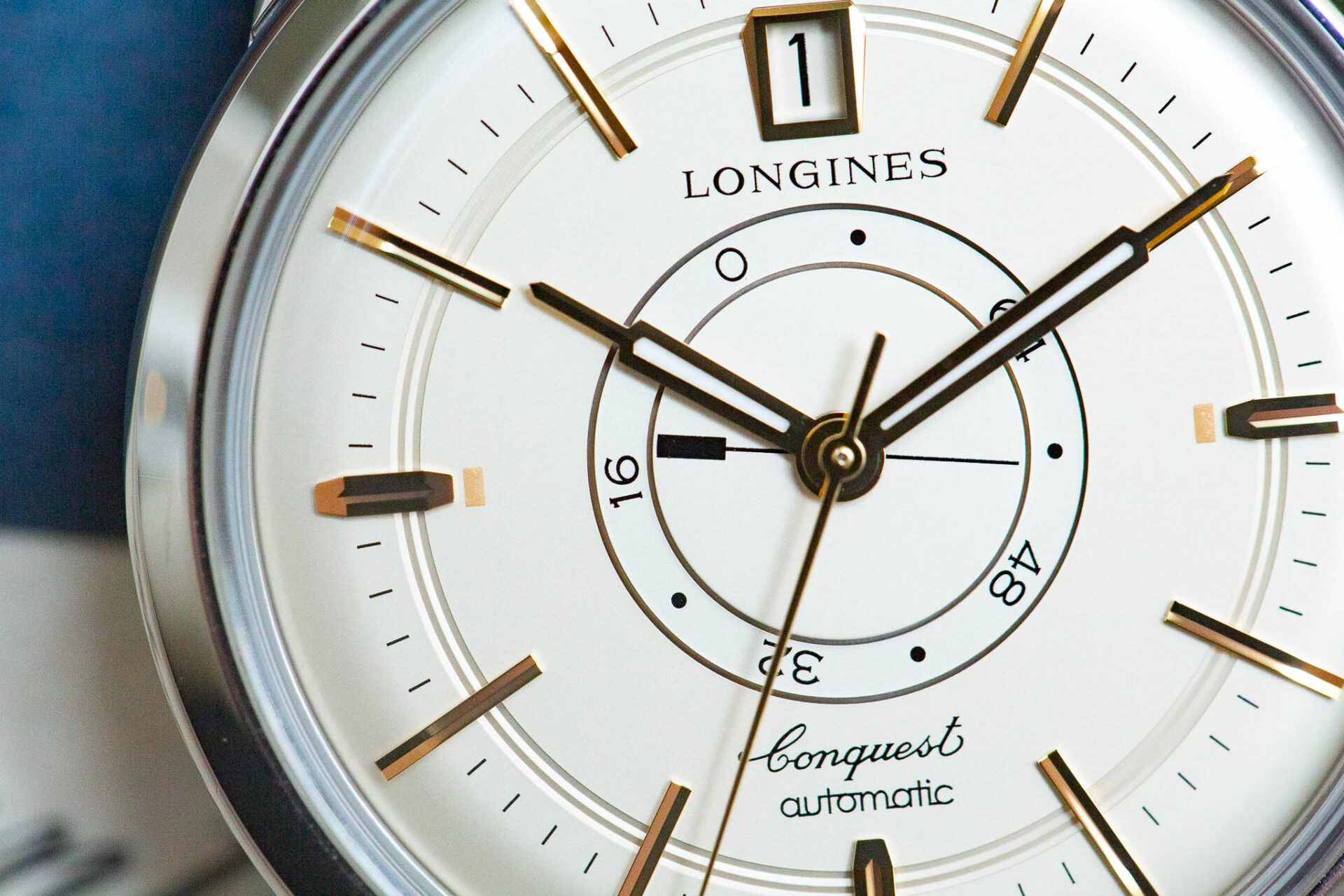 Longines Conquest Heritage Central Power Reserve