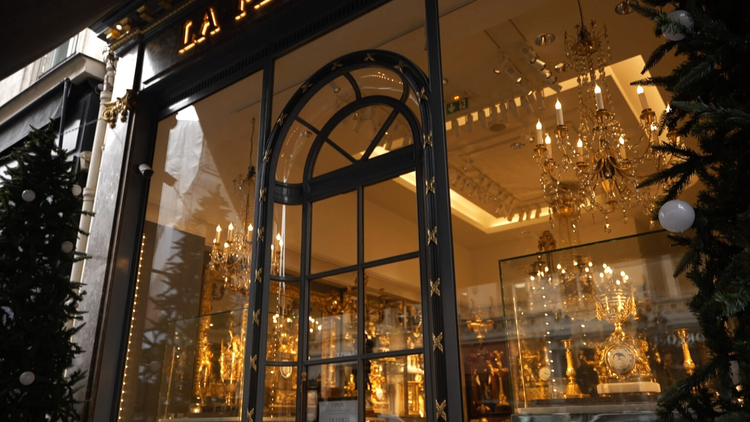 la-pendulerie-pr-sentation-d-horloges-d-exception-paris