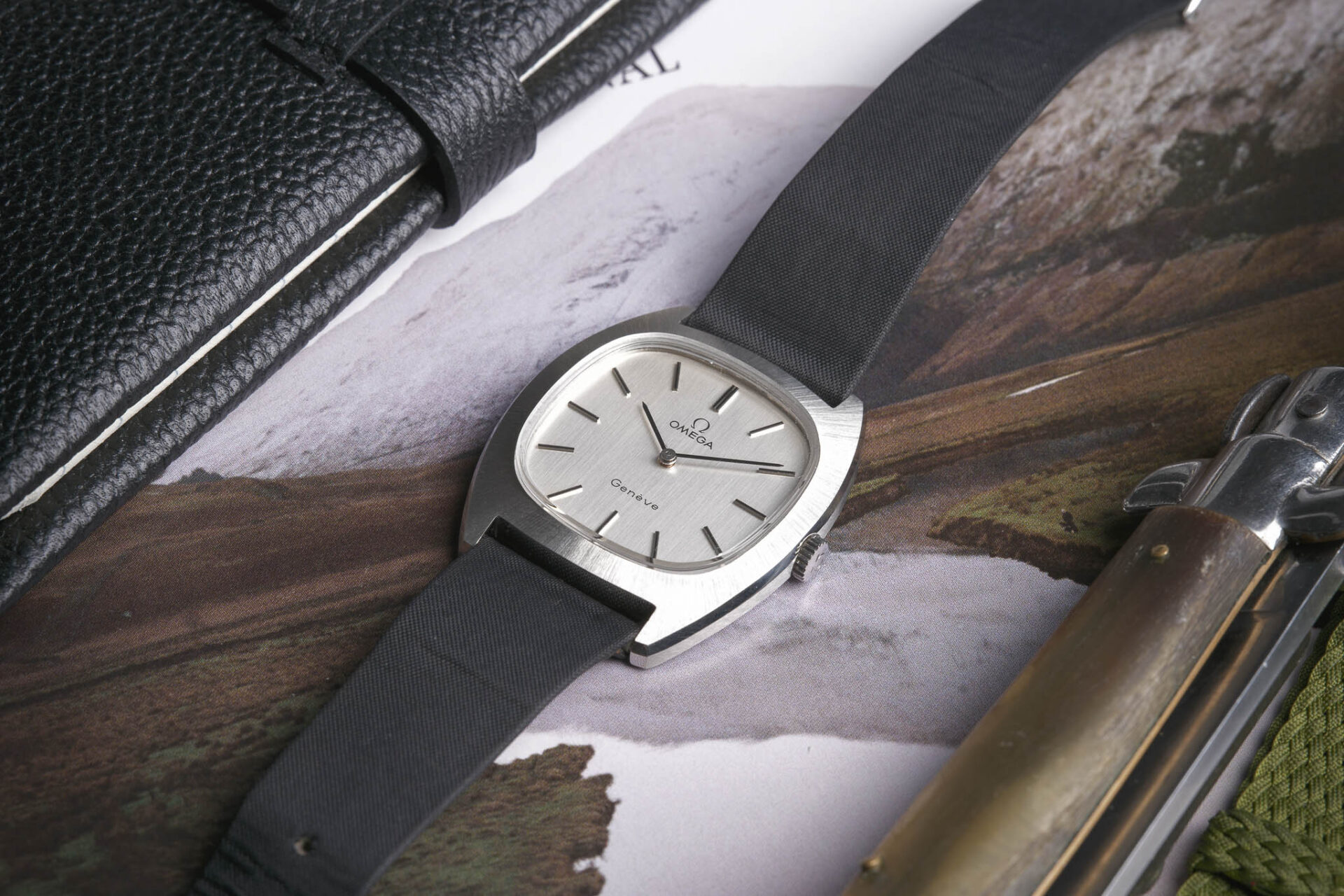 Omega Genève - Sélection de montres vintage et de collection JOSEPH BONNIE