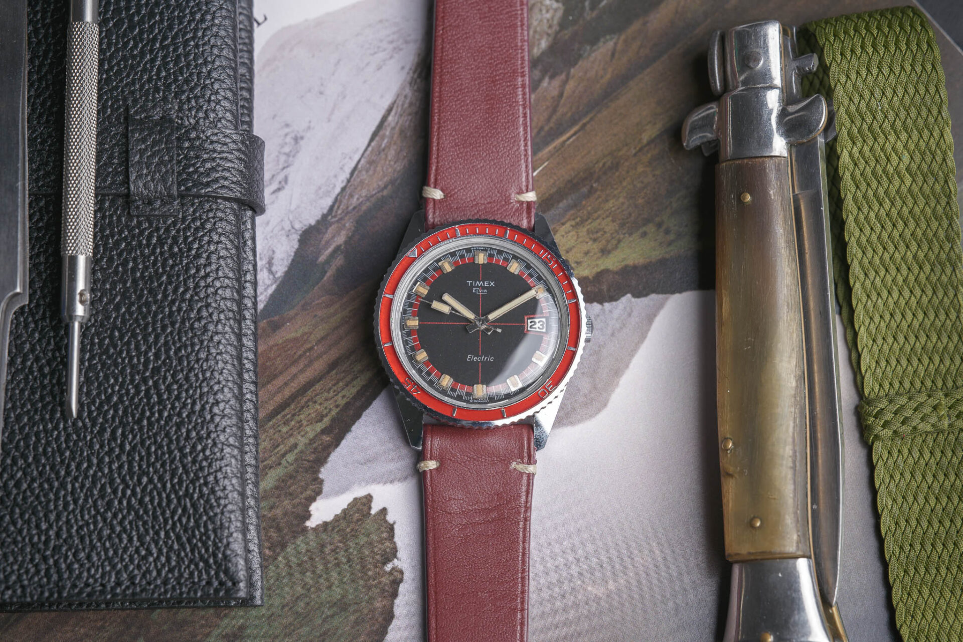 Timex Elvia - Sélection de montres vintage et de collection JOSEPH BONNIE