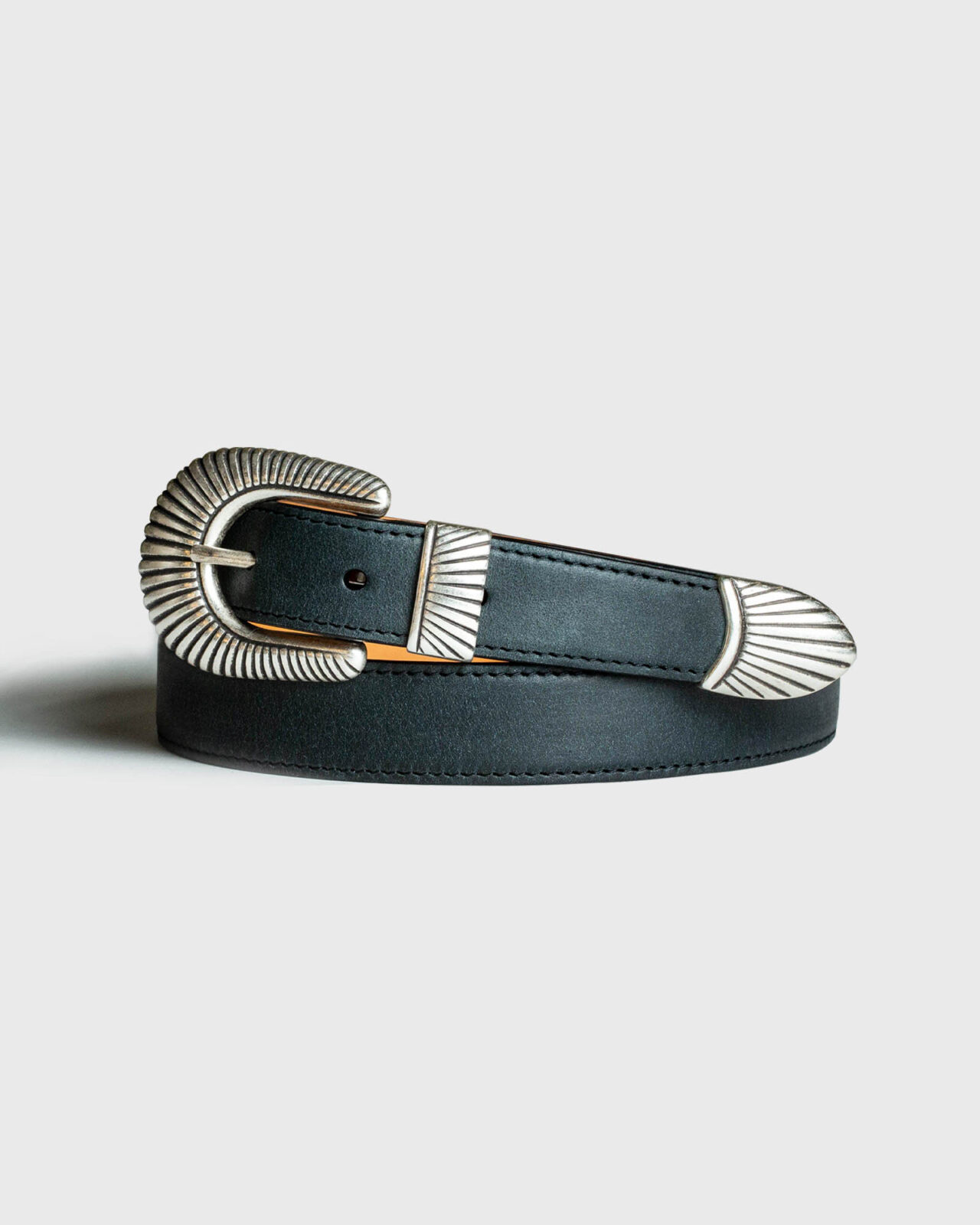 Collection de bracelets de montre et ceintures CLINT chez JOSEPH BONNIE