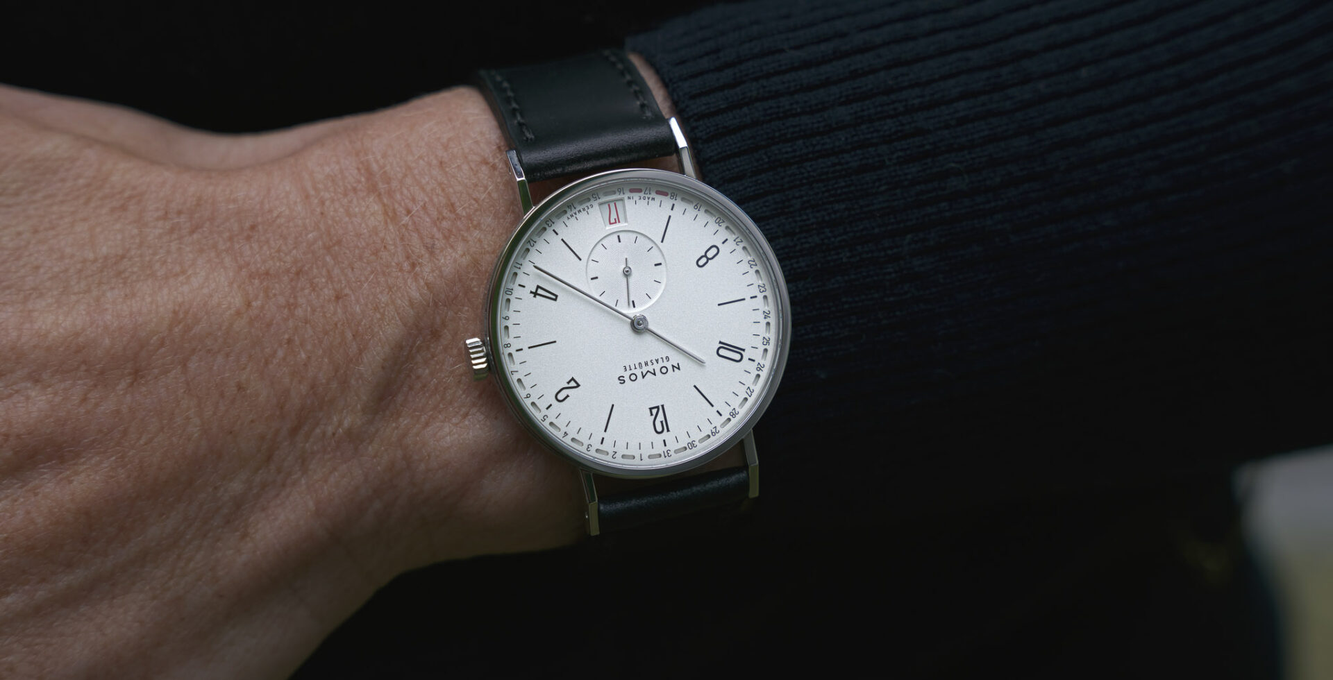 NOMOS TANGENTE 2DATE