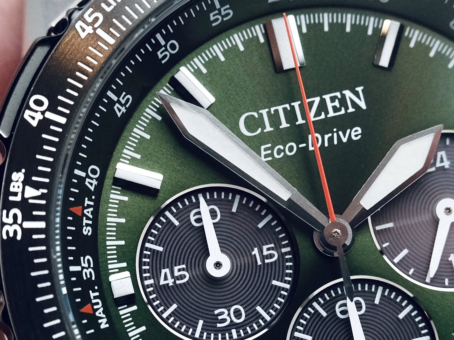Citizen Promaster Sky Chronograph CA4664-60W détails du cadran