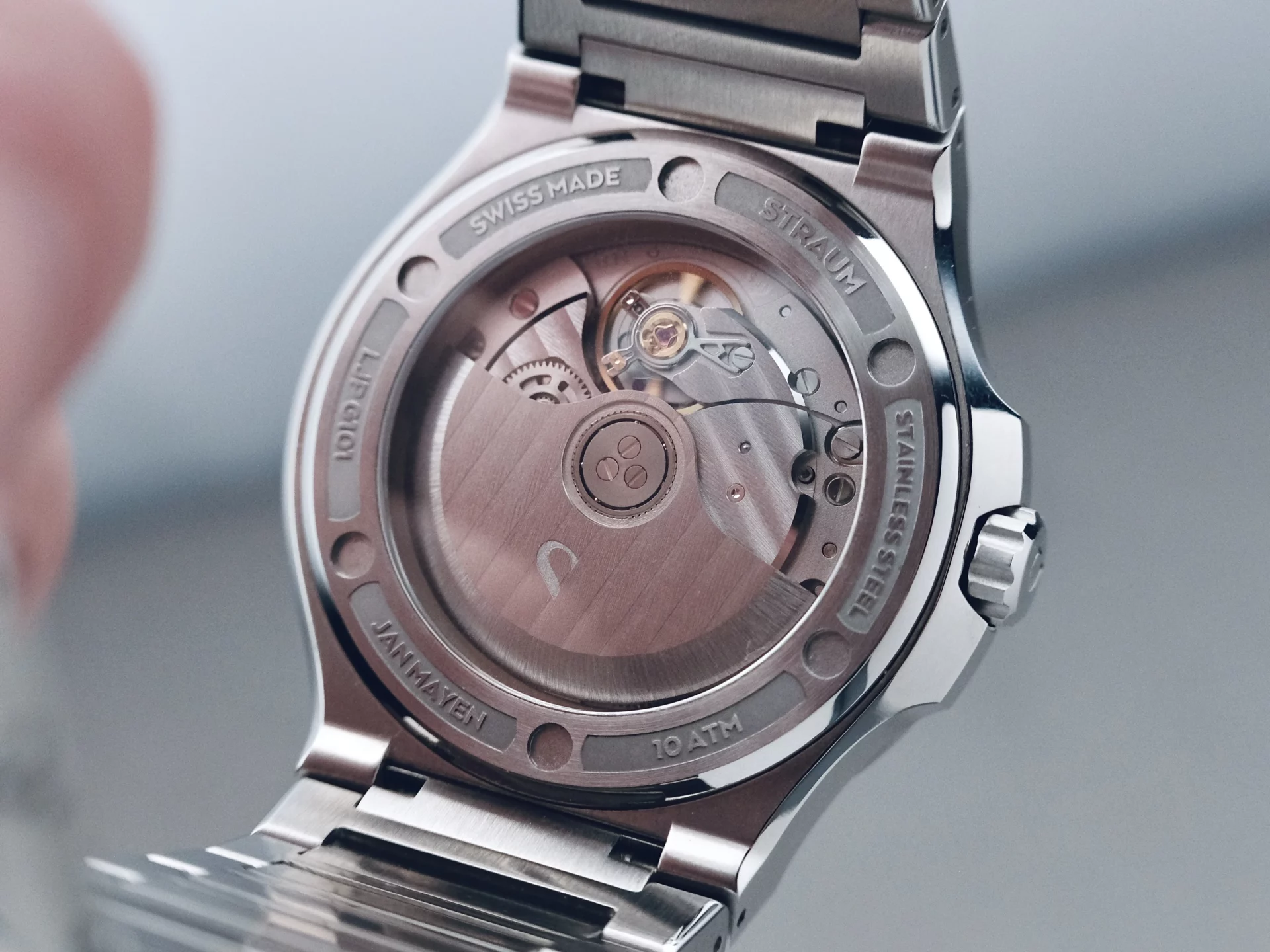 Straum Jan Mayen Glacier White mouvement La Joux-Perret G101