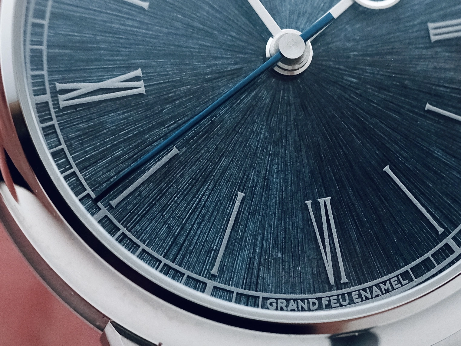 Selten Grand Feu Enamel Flare Moonstone cadran émaille gravé