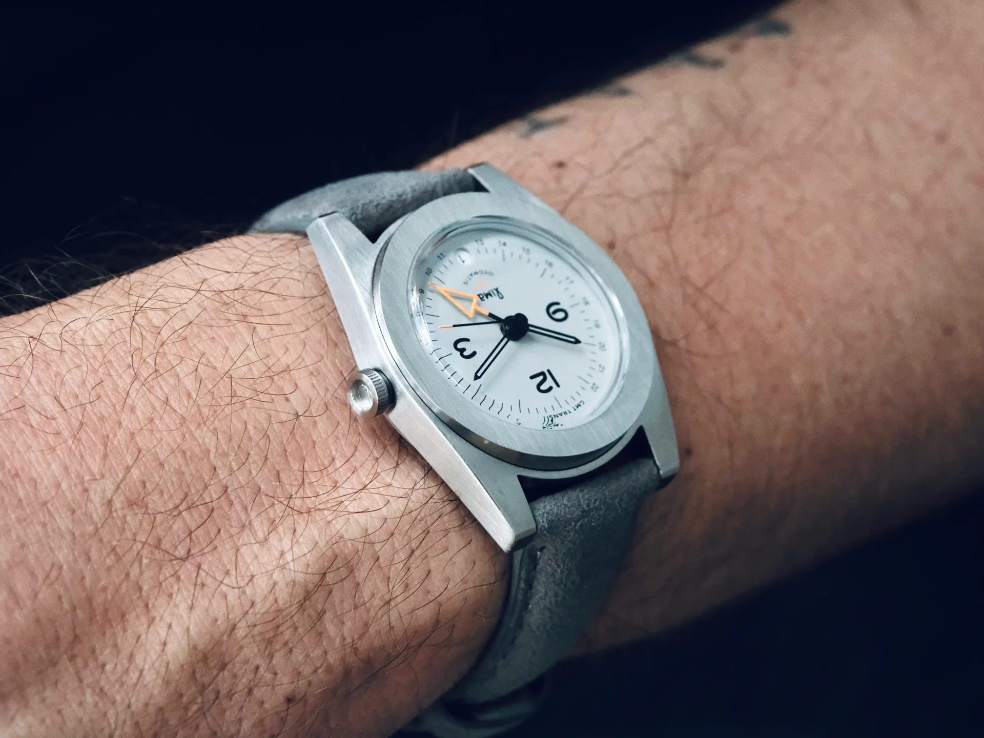 Lima GMT Transit Grey au poignet