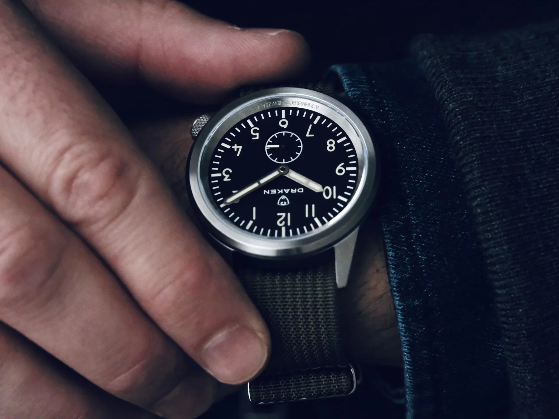 Draken Aoraki Mil-Spec au poignet