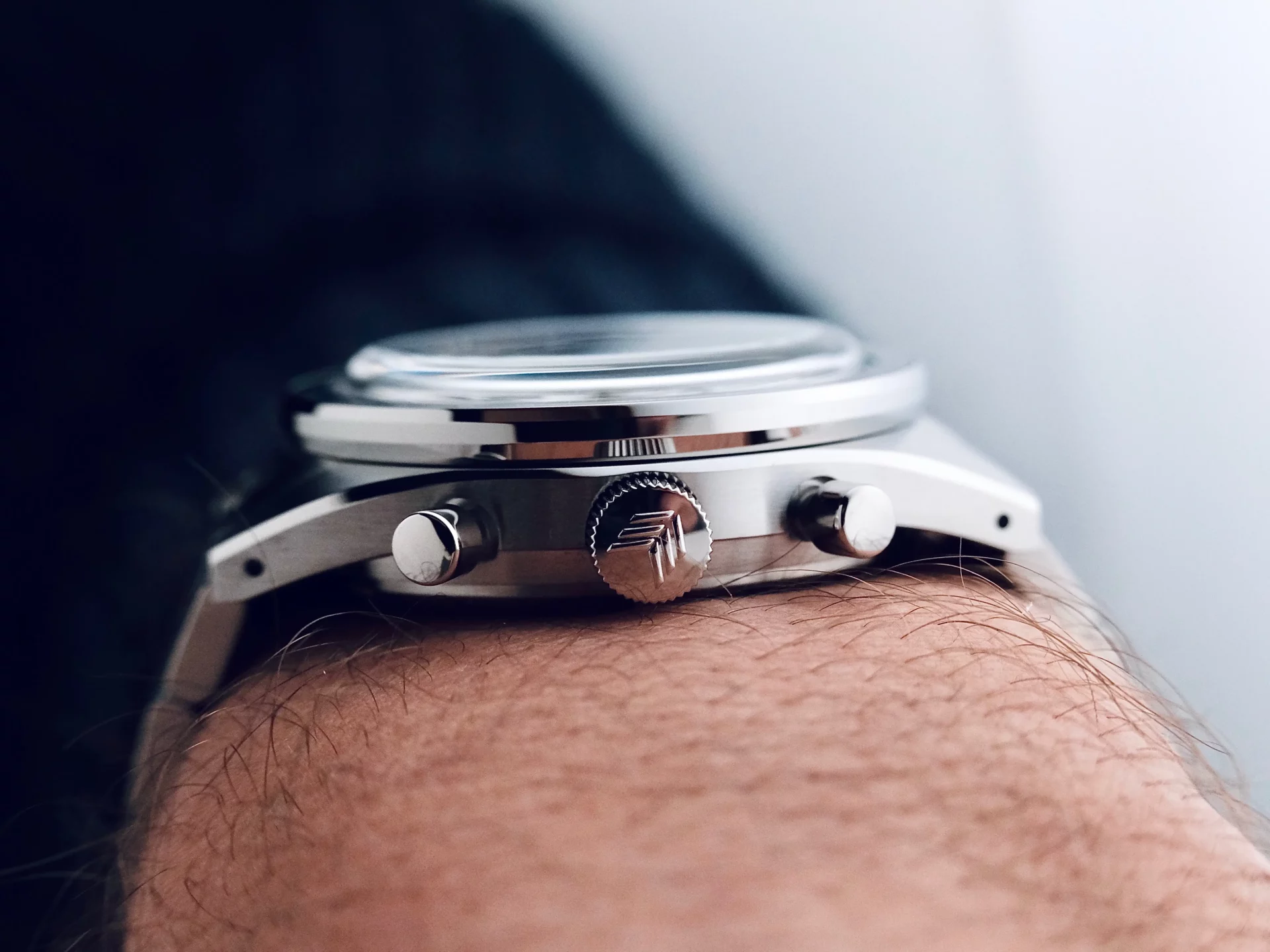 Lorier Olympia Series II au poignet