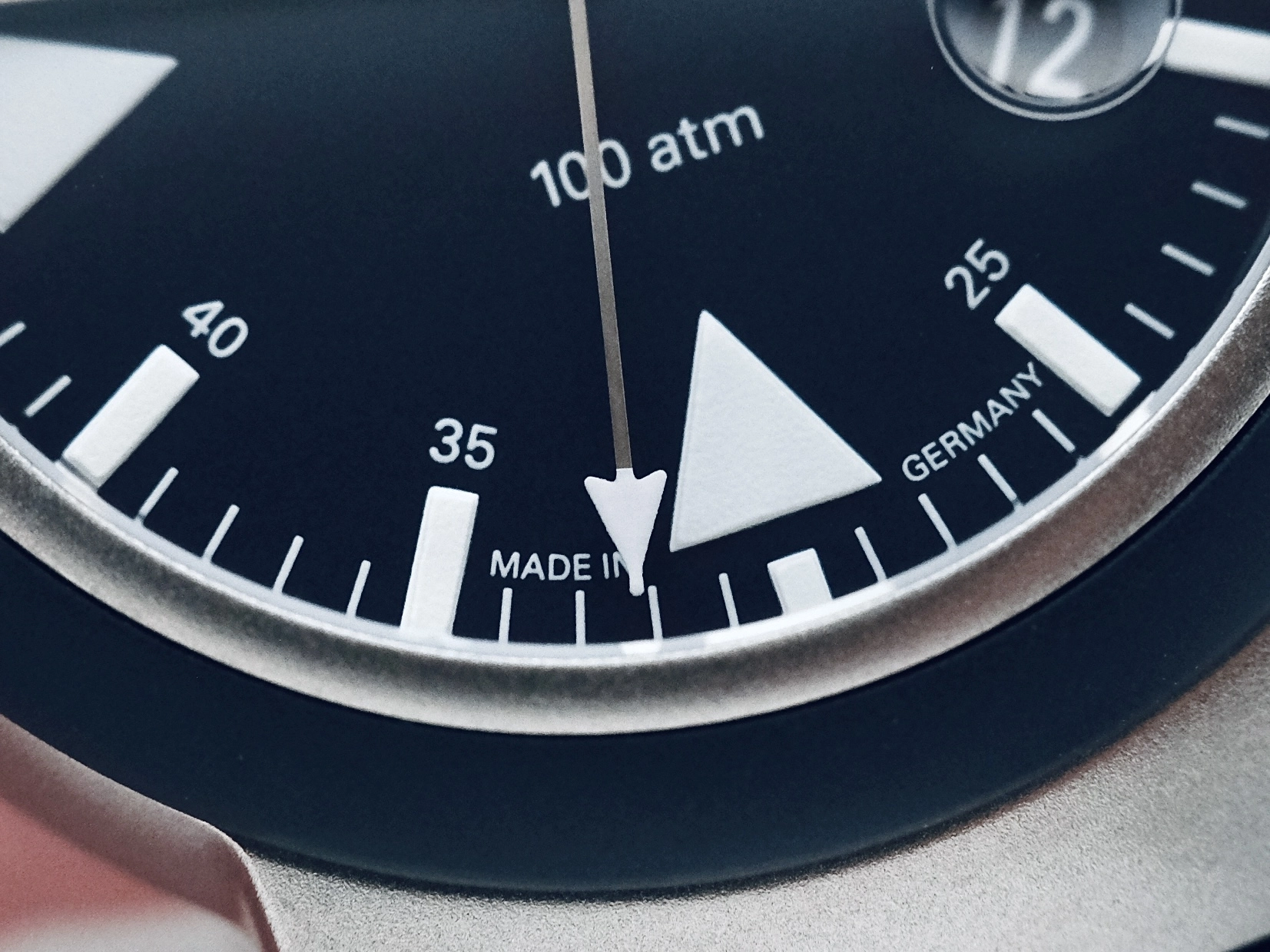 # Mühle-Glashütte S.A.R. Rescue-Timer Nautical Blue details du cadran