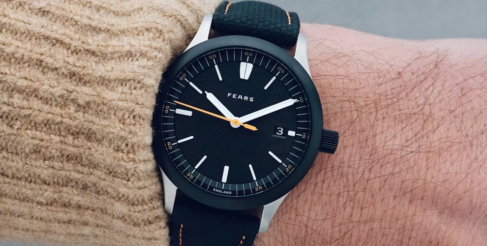 Fears Redcliff 39.5 “ES” Horlogerie de pointe à la britannique