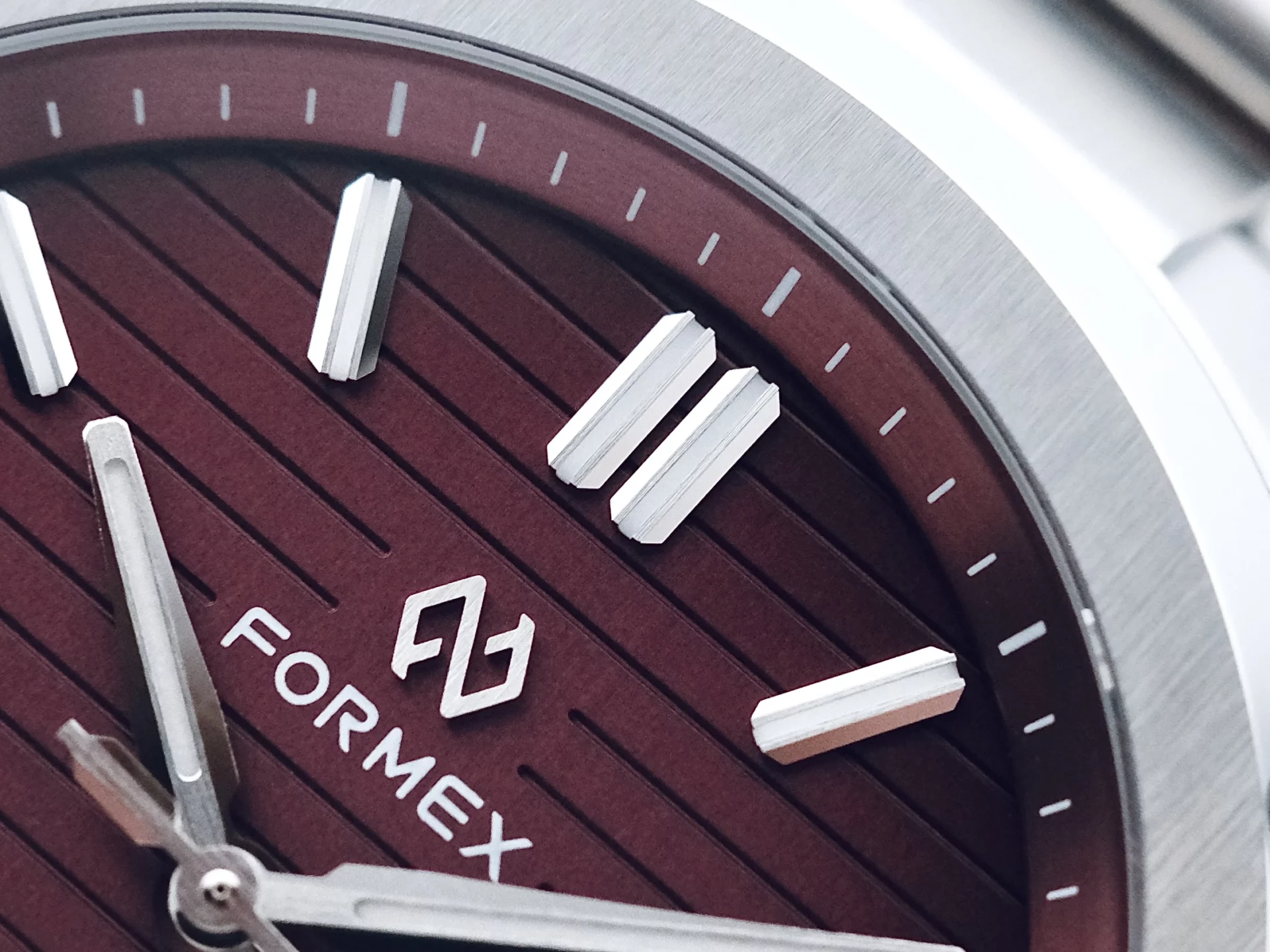 Formex Essence 41mm Gamaret détails du cadran