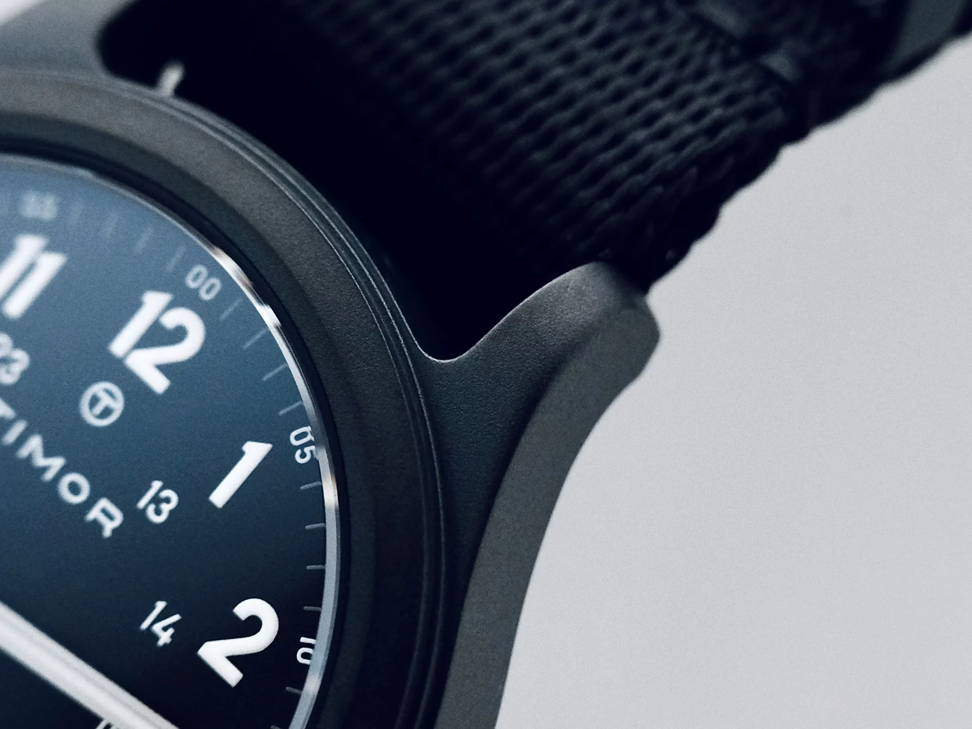 Timor 100M Modern Field Watch Expedition Case boîtier DLC