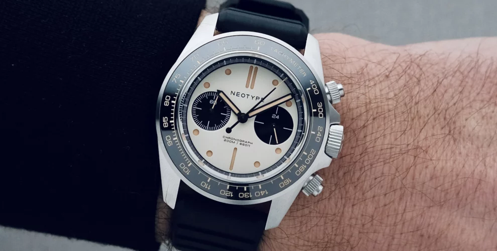 Neotype LM02 “Panda” Chronograph La montre outil ultime, audacieuse, et ultra moderne 