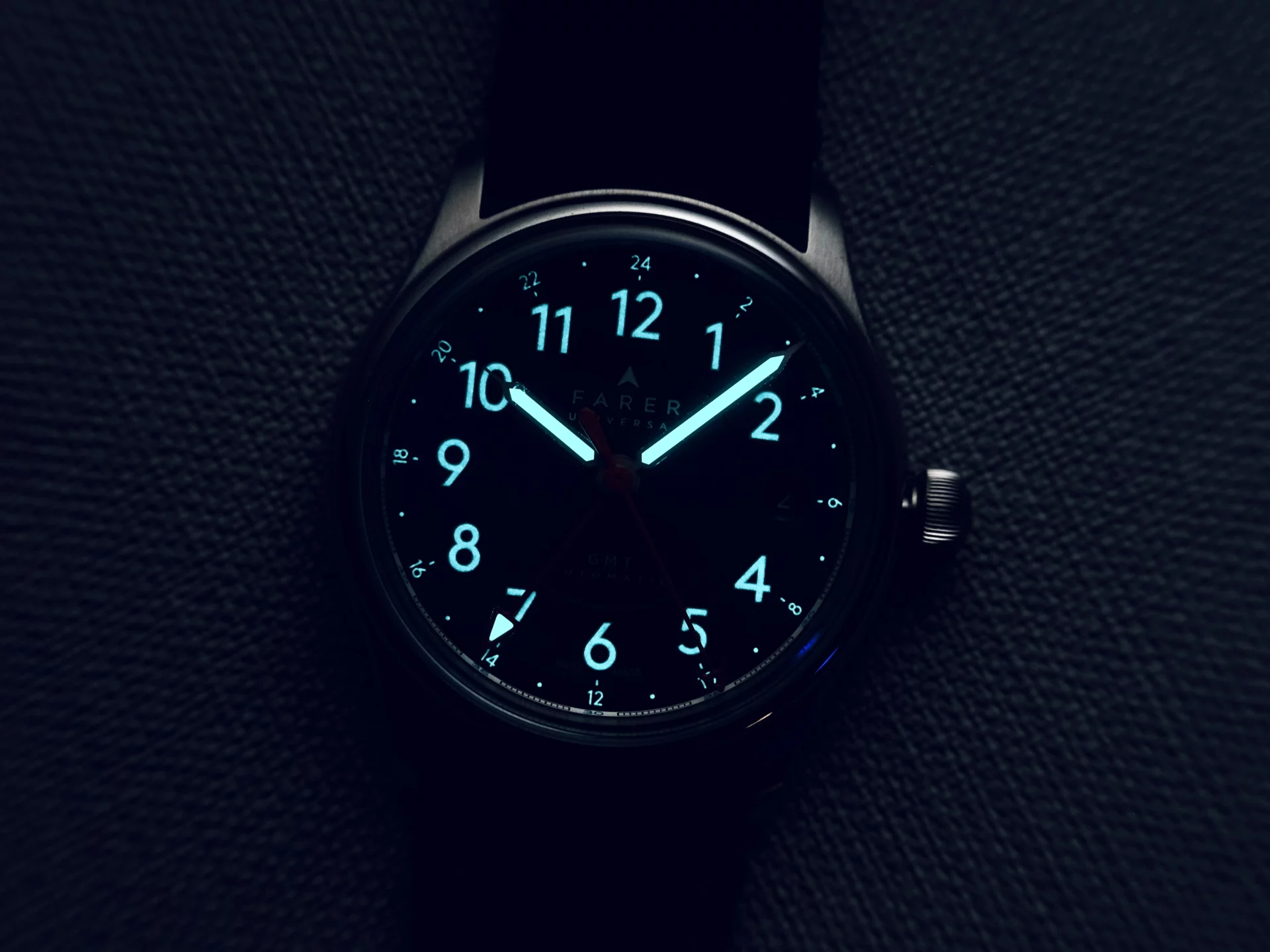 Farer Lander IV GMT 36mm luminosité de nuit
