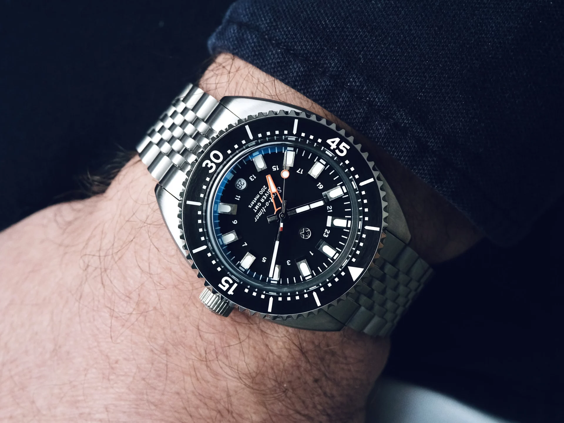 Jack Mason Strat-o-timer Titanium Anthracite au poignet