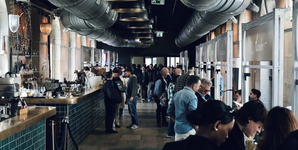 Une Visite au Premier Salon Chronopolis Le nouveau salon des indépendants Genèvois