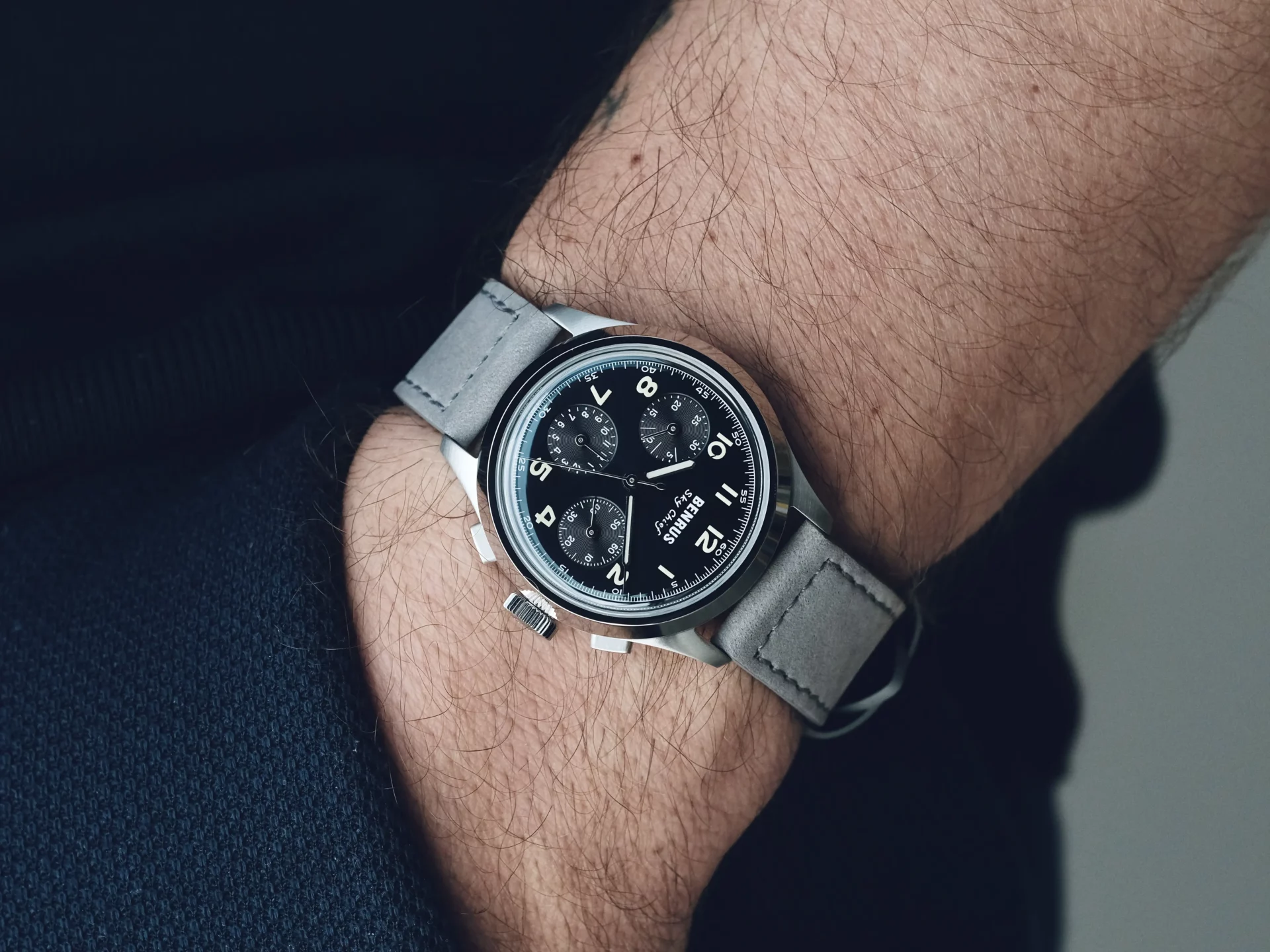 Benrus Sky Chief Stratus Grey au poignet