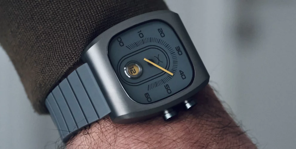 Xeric Retroscope Jump Hour Heures sautantes et minutes rétrogrades accessibles
